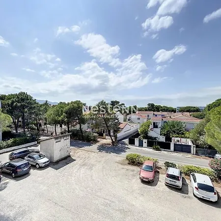 2980-appartement 1 Ch A 100m De La *